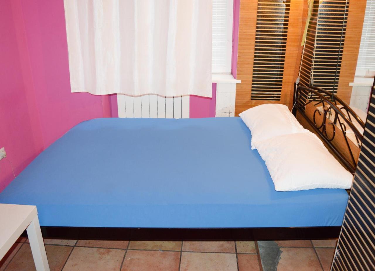 Hostel Golden Gates Киев Екстериор снимка